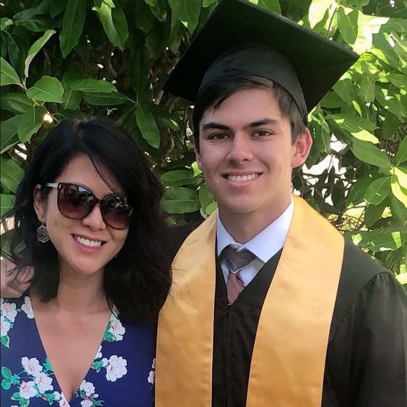 Meet your Posh Ambassador, MK @elleannchic. - Picture 4 of 6